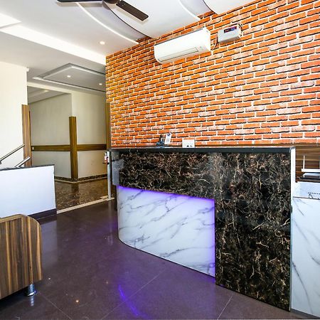 Hotel Woodcrest Zirakpur - Best Family Hotel By - A Unit Of Sidham Group Экстерьер фото