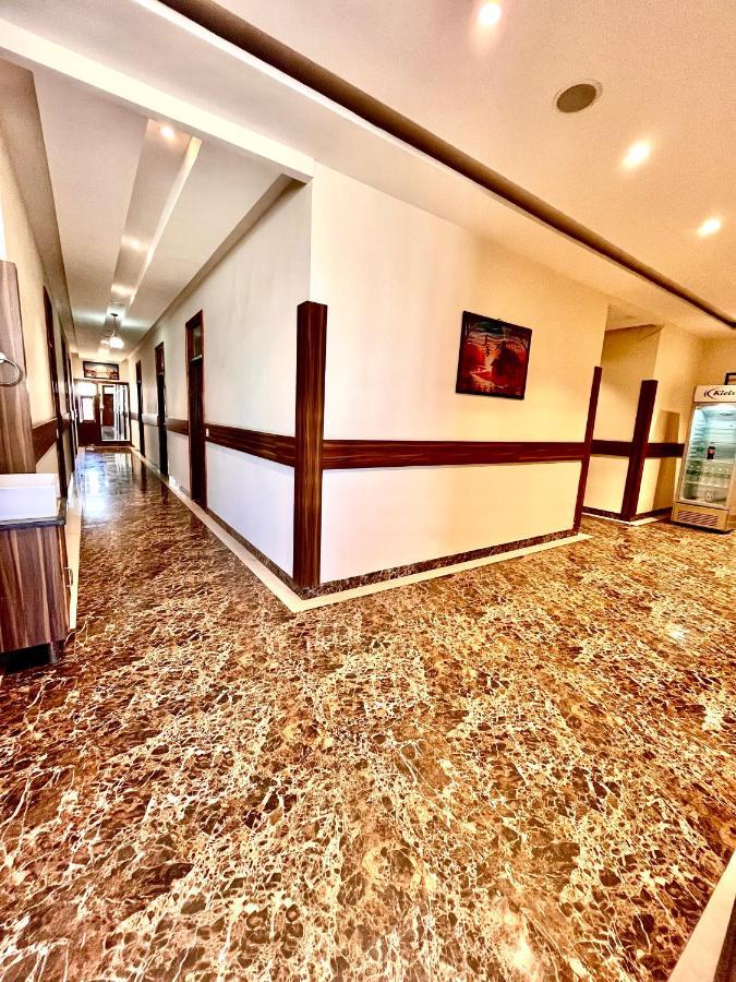Hotel Woodcrest Zirakpur - Best Family Hotel By - A Unit Of Sidham Group Экстерьер фото